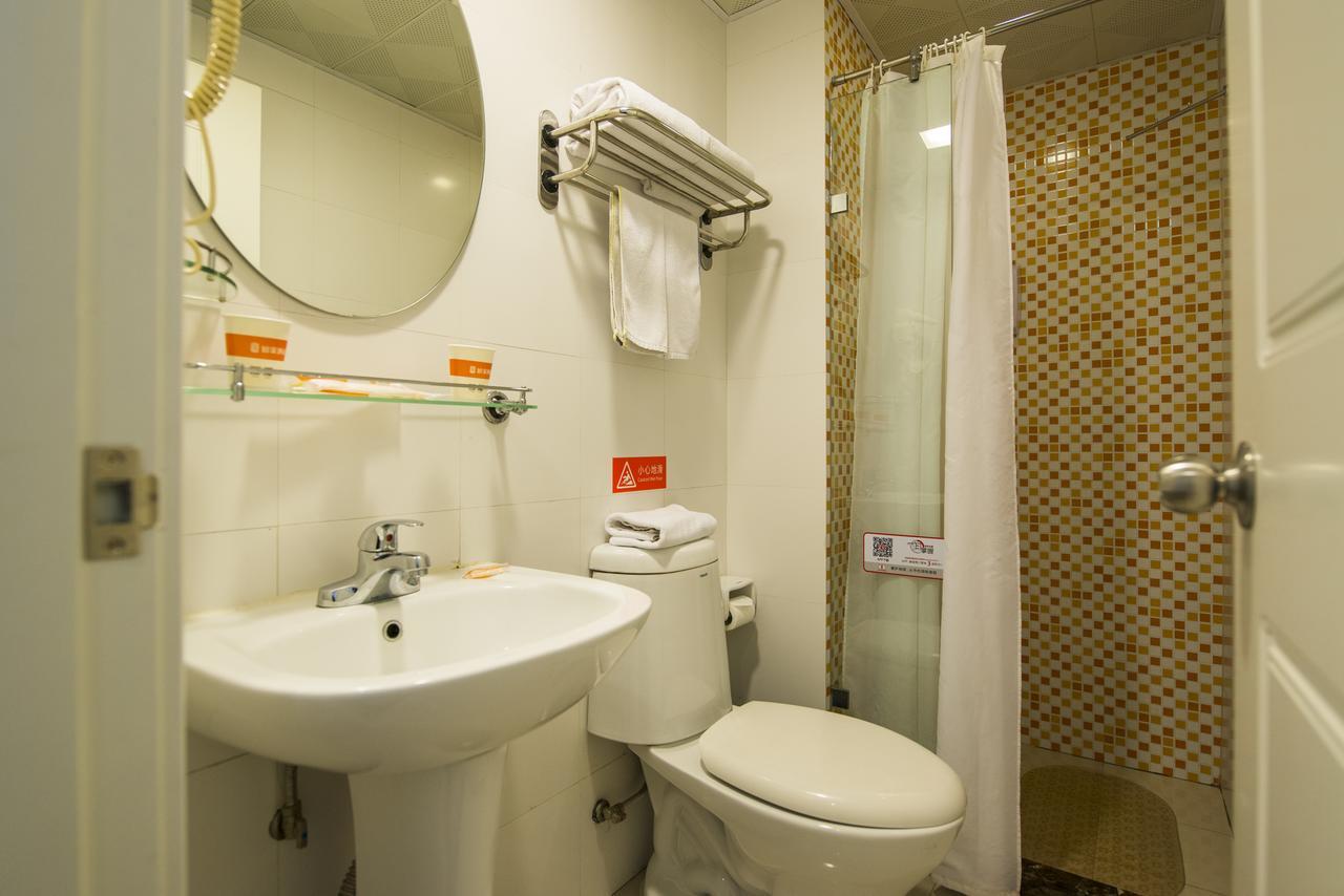 Home Inn Chongqing Nanping Pedestrian Street Branch Exterior photo